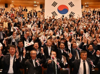 구청장등 만세3창.jpg