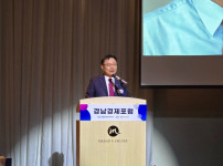★ 홍남표 창원특례시장 조찬세미나 참석... 기업 소통 강화(지역경제과) (1).jpg